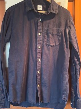 GAP Navy Blue Long-Sleeve Button-Up Shirt